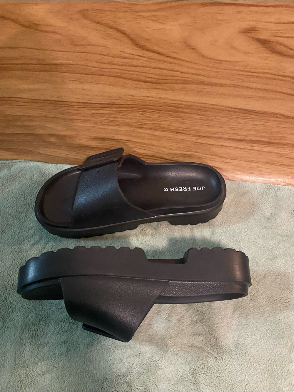 Joe Fresh Black Buckle Platform Slide